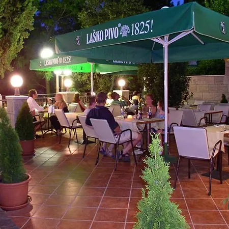 Otel Perla